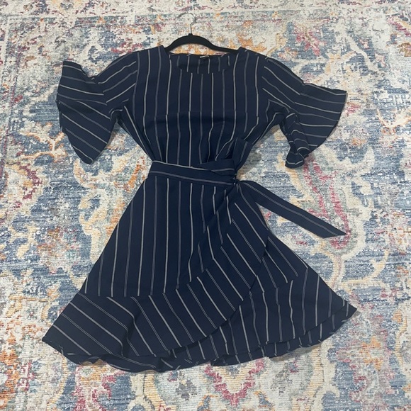 Navy blue ruffle flare dress - Picture 2 of 8